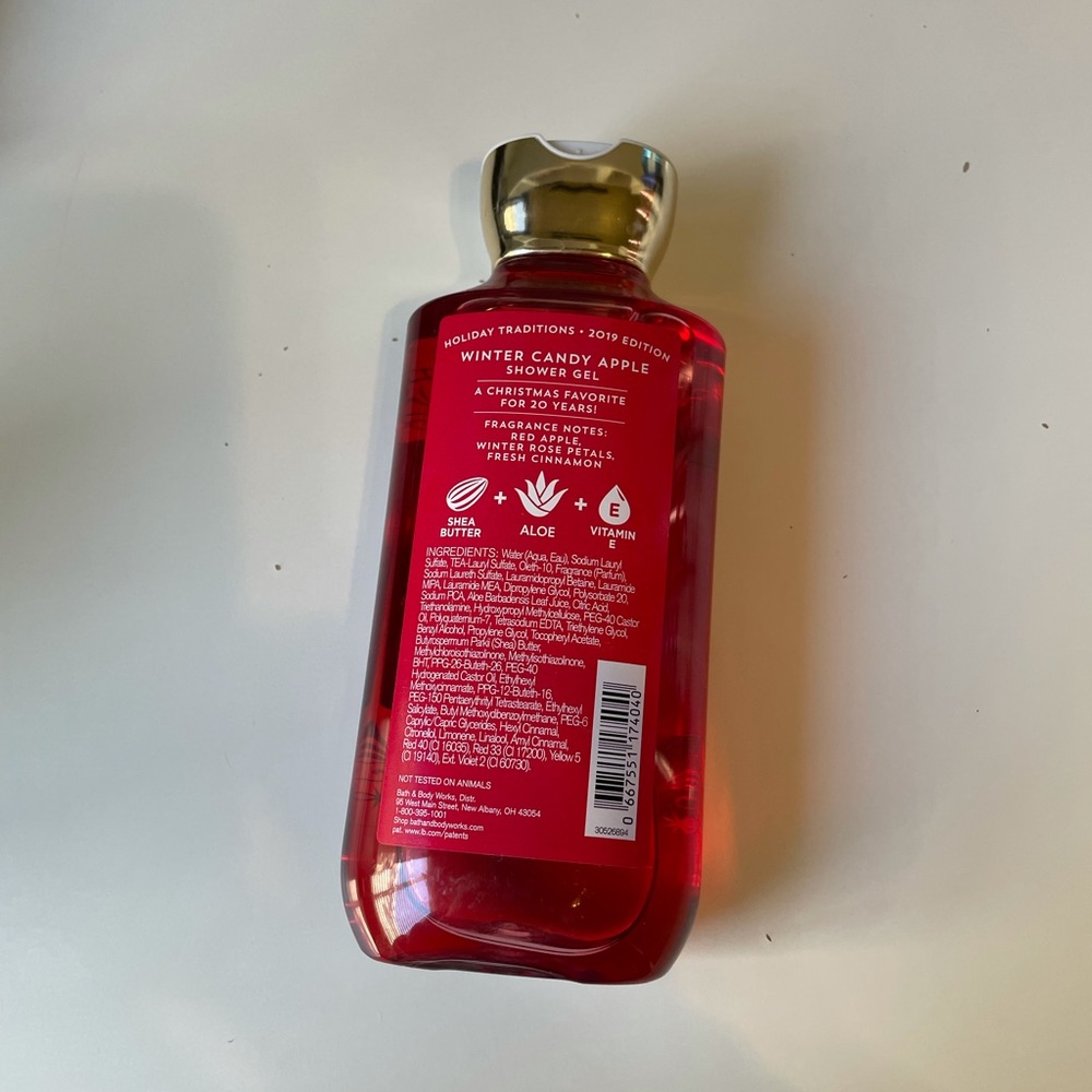 WINTER CANDY APPLE SHOWER GEL